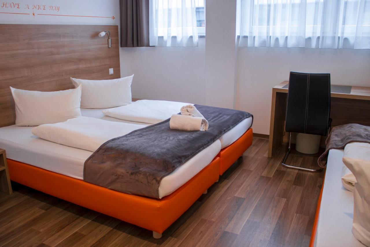 Orange Hotel Und Apartments Neu-Ulm Kültér fotó