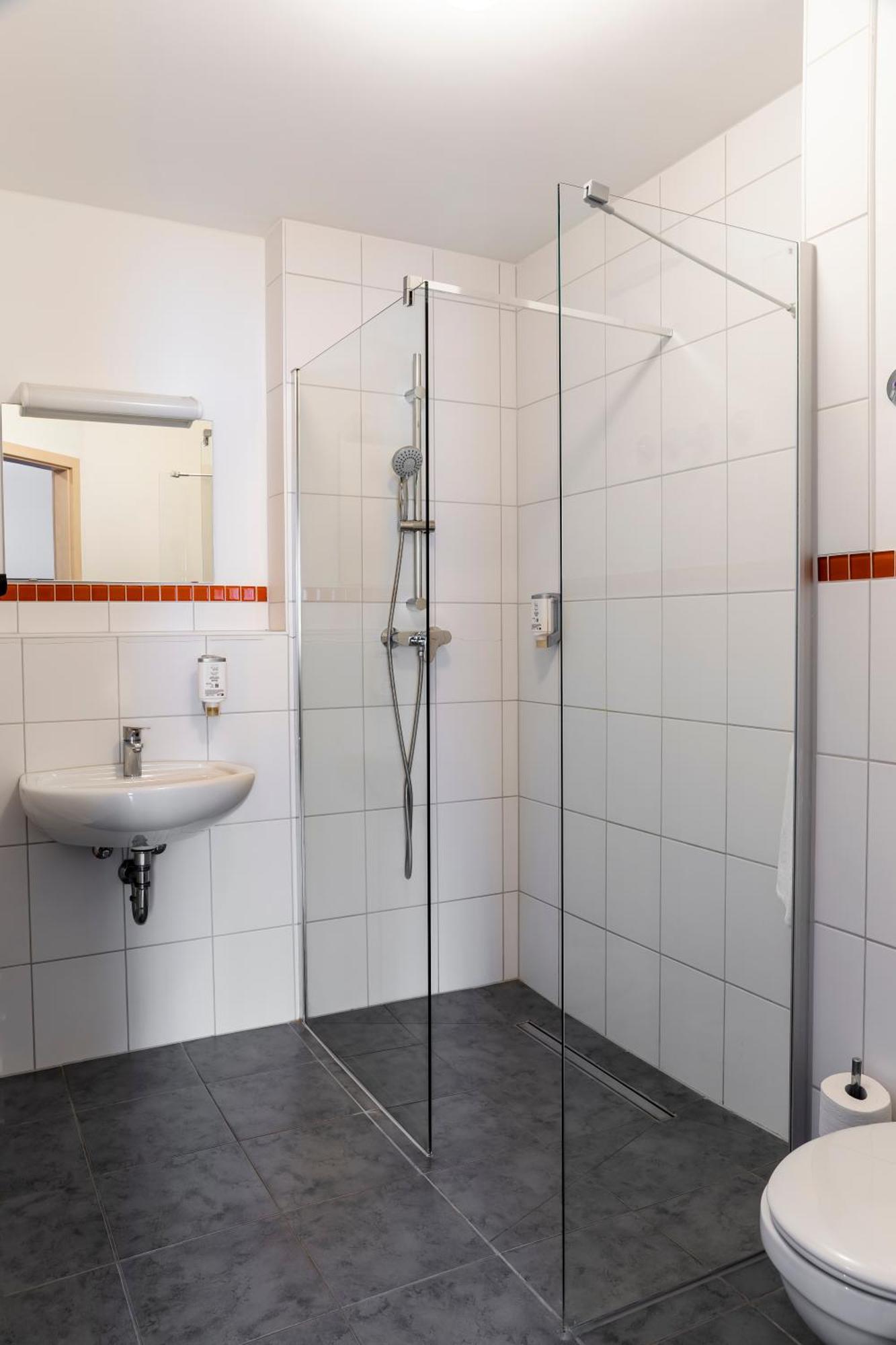 Orange Hotel Und Apartments Neu-Ulm Kültér fotó