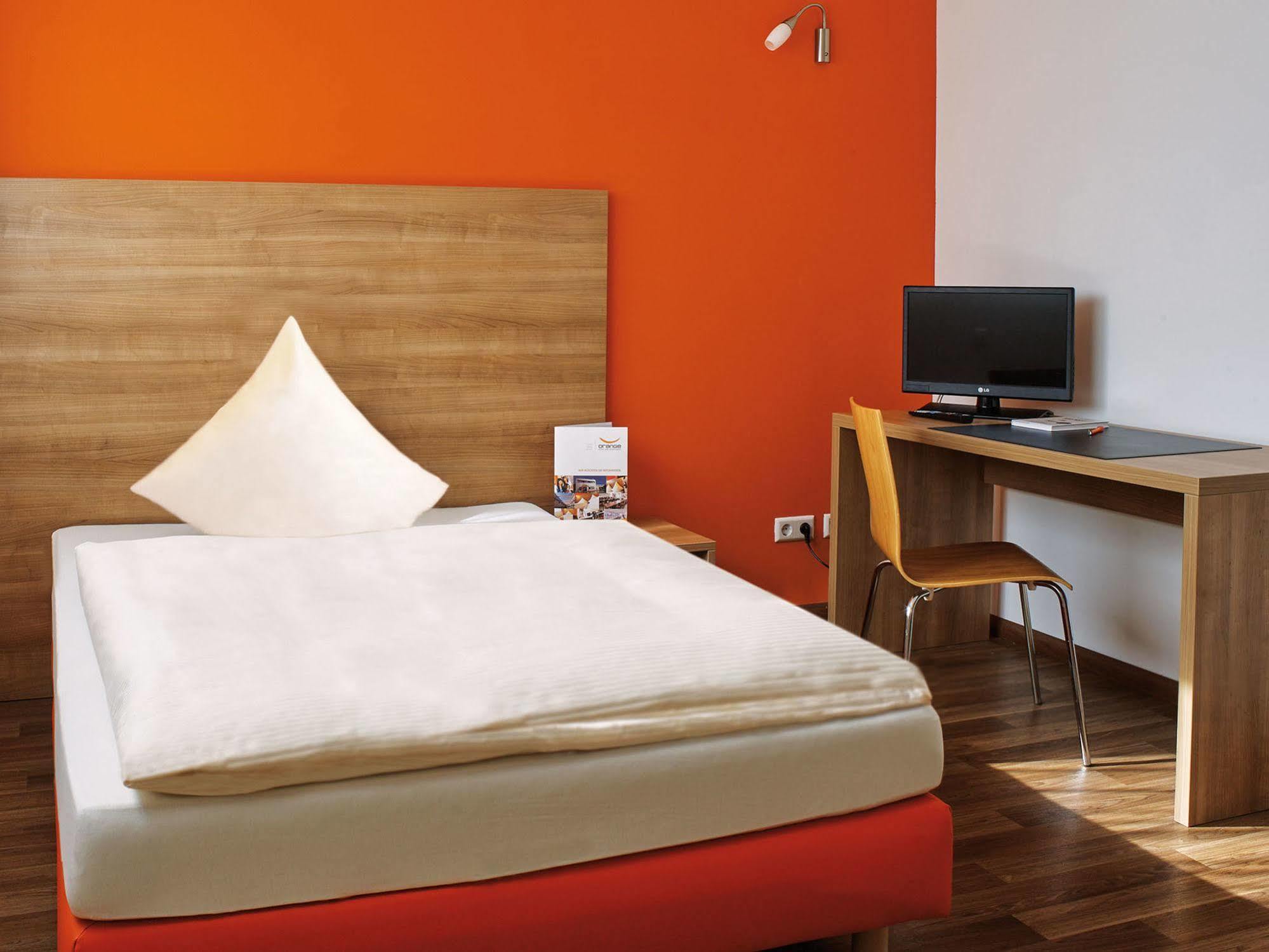 Orange Hotel Und Apartments Neu-Ulm Kültér fotó